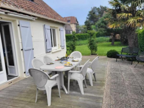 LA BELVILLOISE , Maison 6 Personnes avec jardin terrasse et proche mer